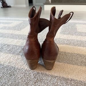 Womens Frye Boot, Brown Leather, Stacked Heel